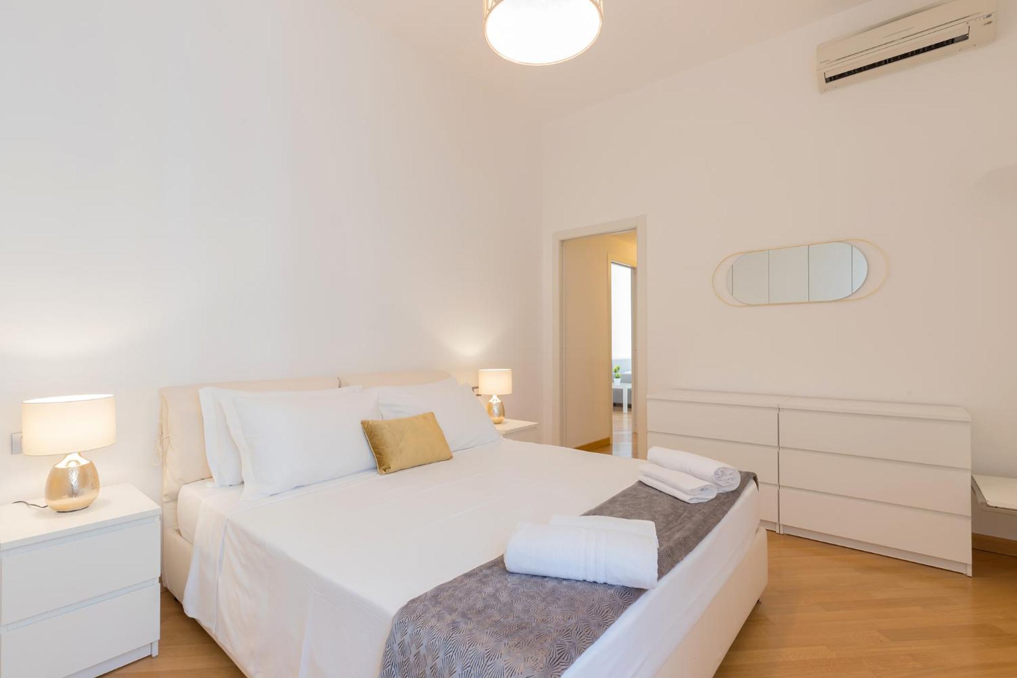 Апартаменты Milan Retreats Navigli Экстерьер фото